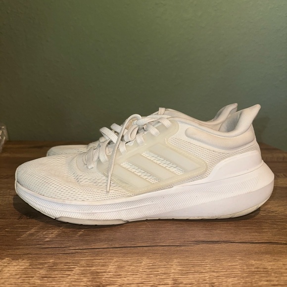 adidas ultrabounce women’s sneakers size 11‎ - Picture 1 of 7